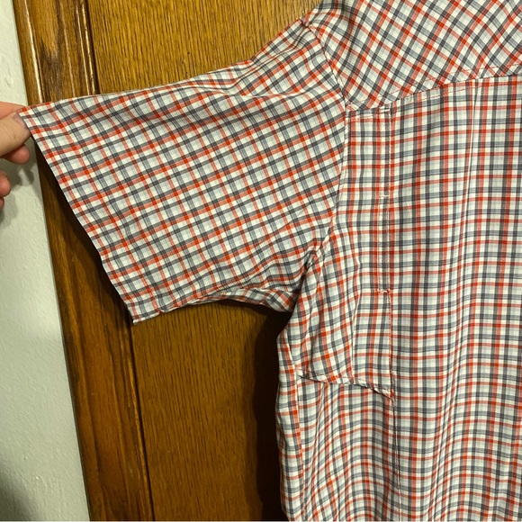 Men’s Large Columbia Ventilated Button Down Short Sleeve Shirt - Picture 7 of 10